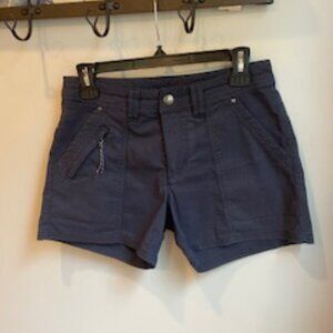 Title Nine  4” Mid Rise Stretch Hiking Casual Travel Shorts - Navy